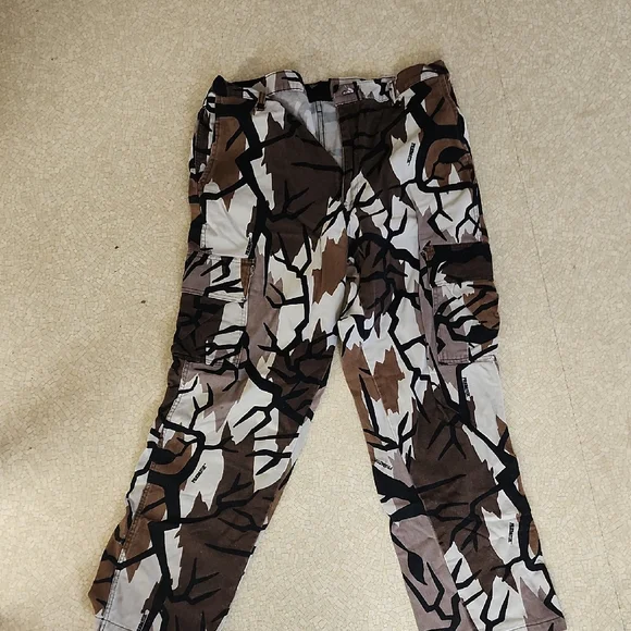 Men's Camouflage Cargo Pants - Picture 1 of 1